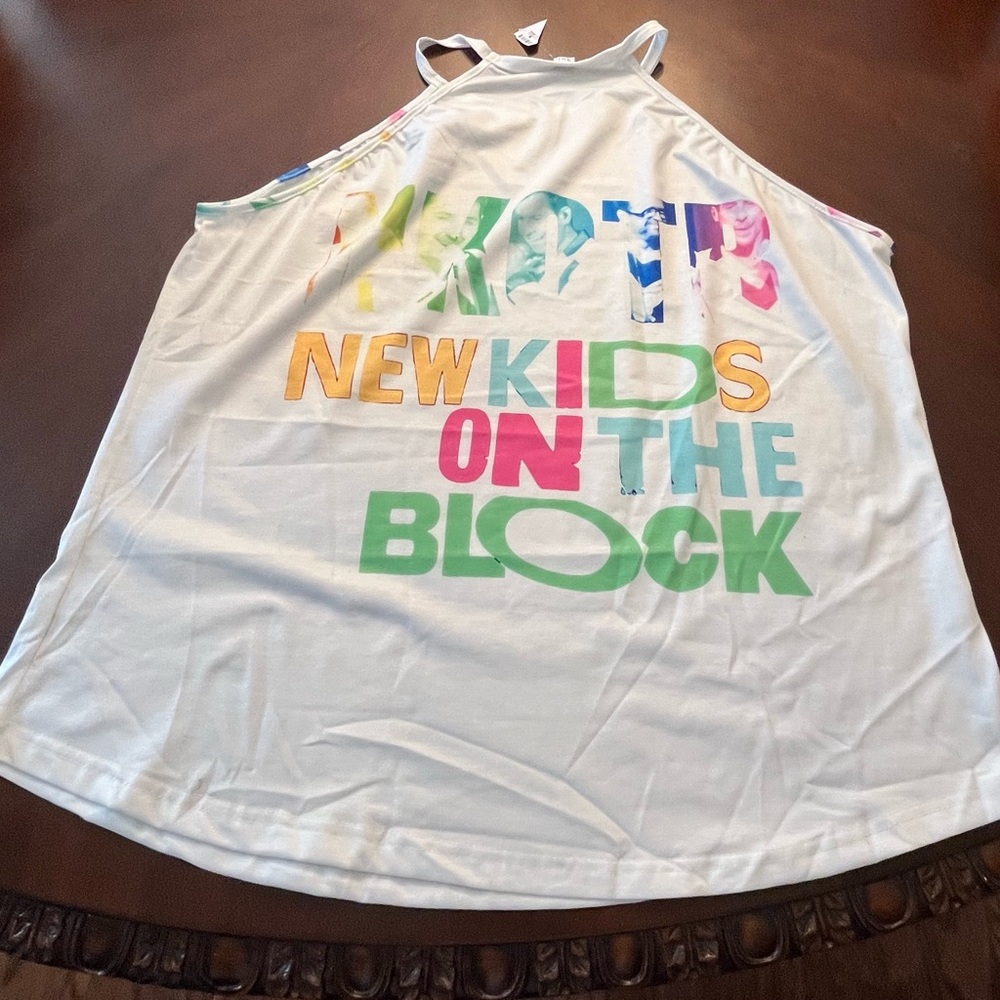 New Kids On The Block Tank Top NWT 🕺🎤🎼
